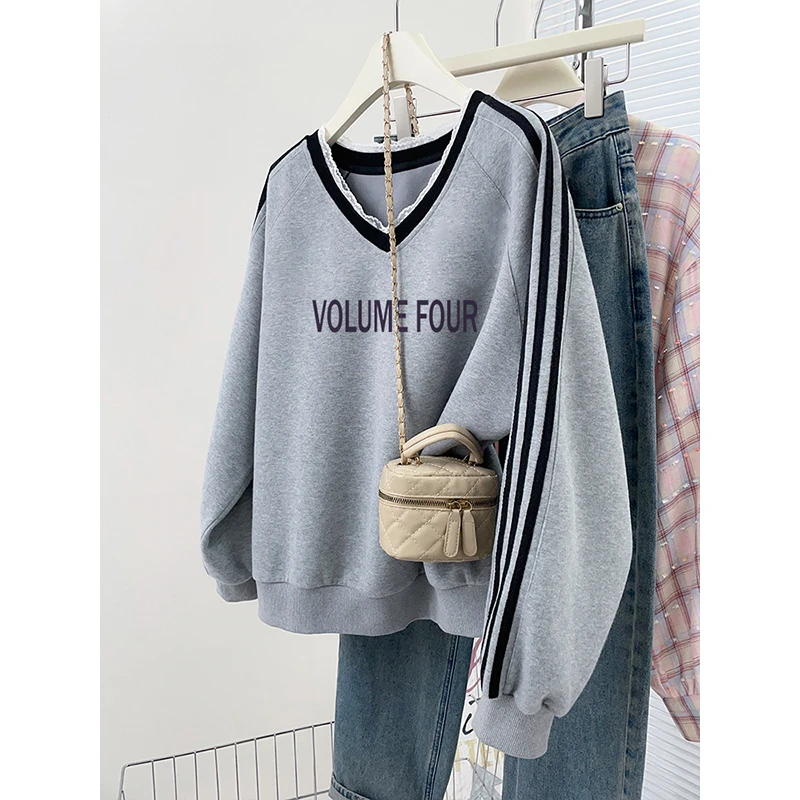 秋冬季新款套头灰色卫衣外套女潮牌高级感三条杠宽松显瘦V领上衣