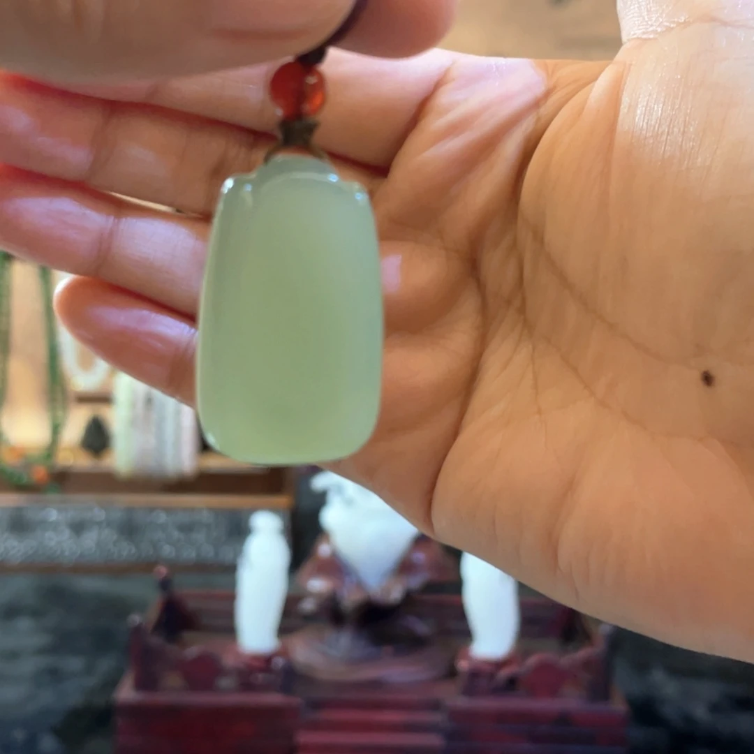 和田玉未镶嵌吊坠(不含链)