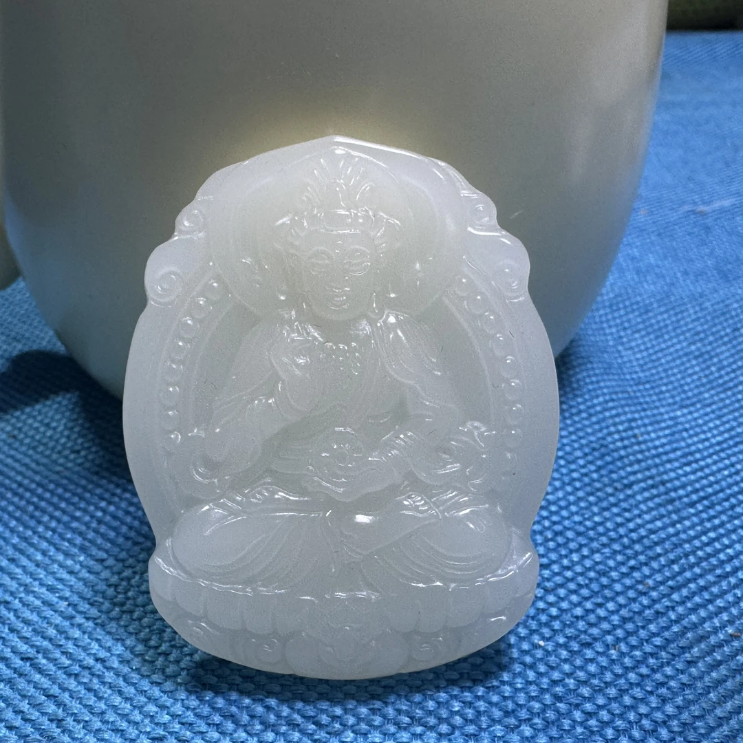 坐莲观音！精品时尚青白双面精雕:观音！