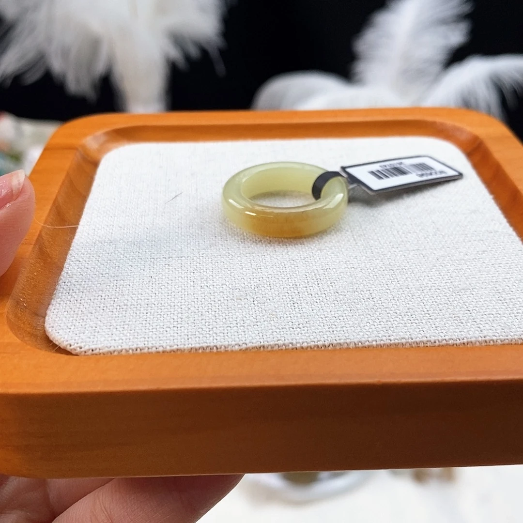 和田玉未镶嵌戒指r25一口糖圆条17.2