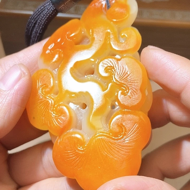 和田玉未镶嵌颈饰HX