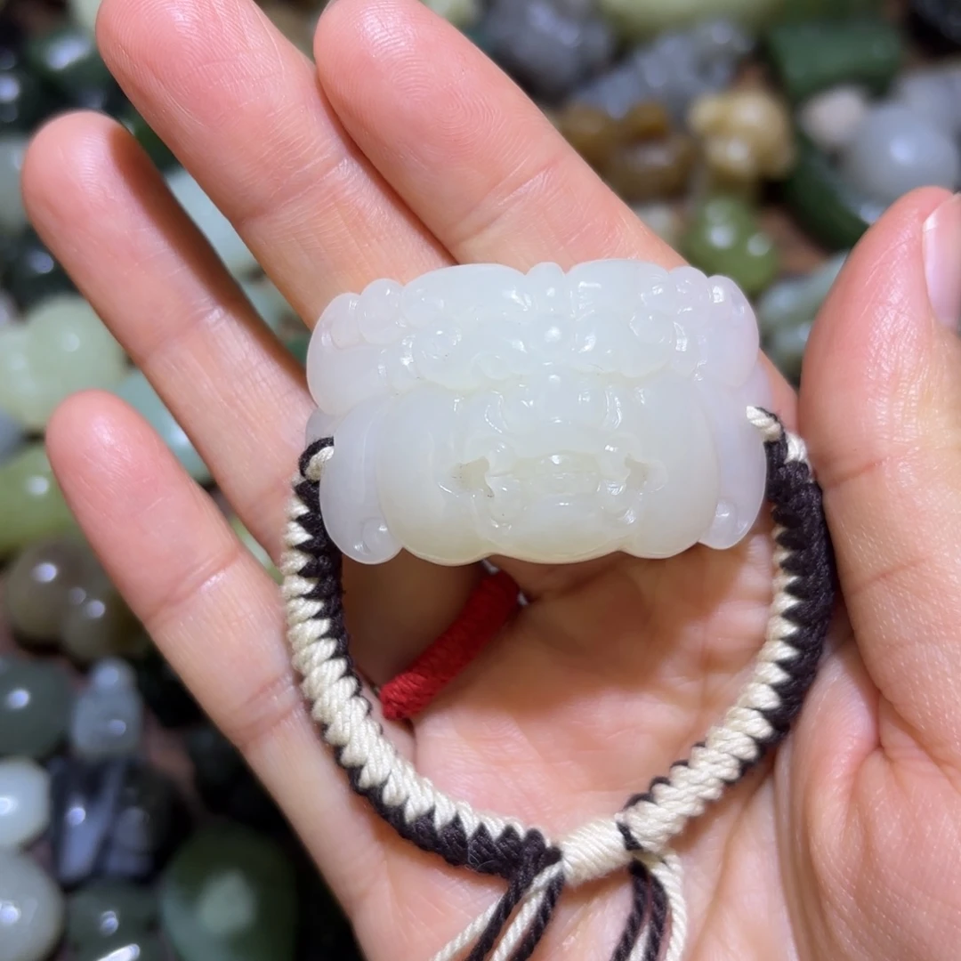 和田玉未镶嵌珠宝半成品