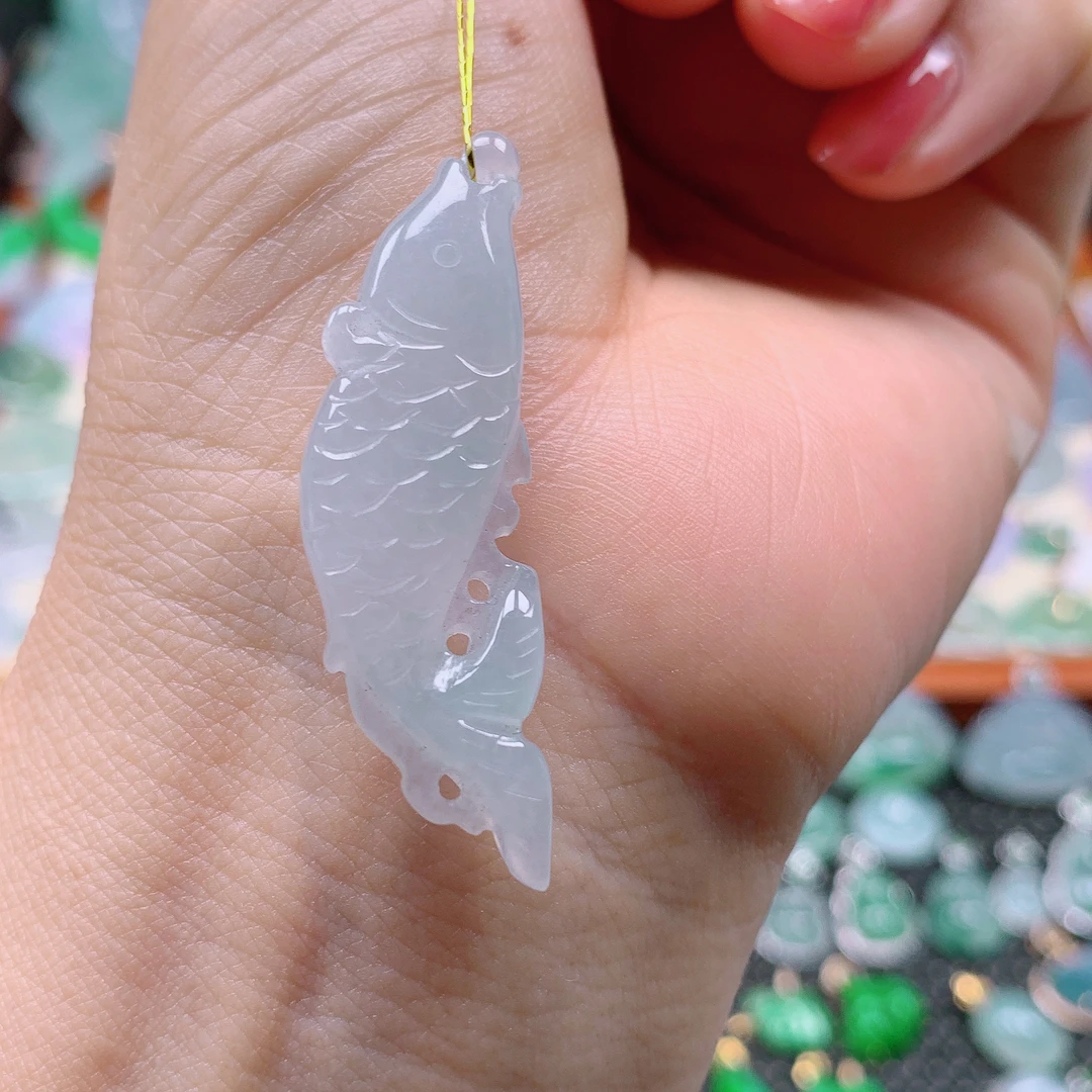 缅甸天然A货翡翠，冰润年年有鱼 编号206/618尺寸43.6-11.6-6.6