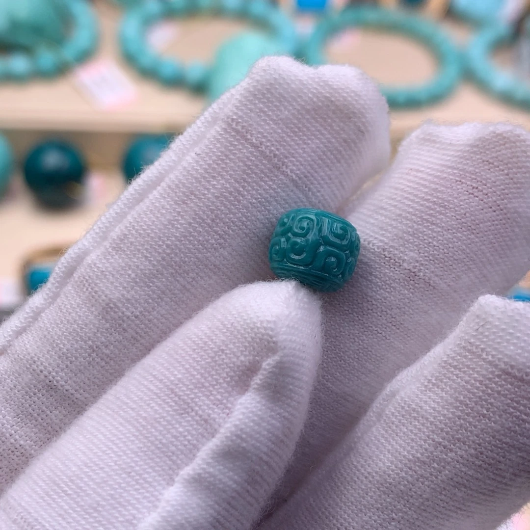 绿松石未镶嵌珠宝奇石8.5