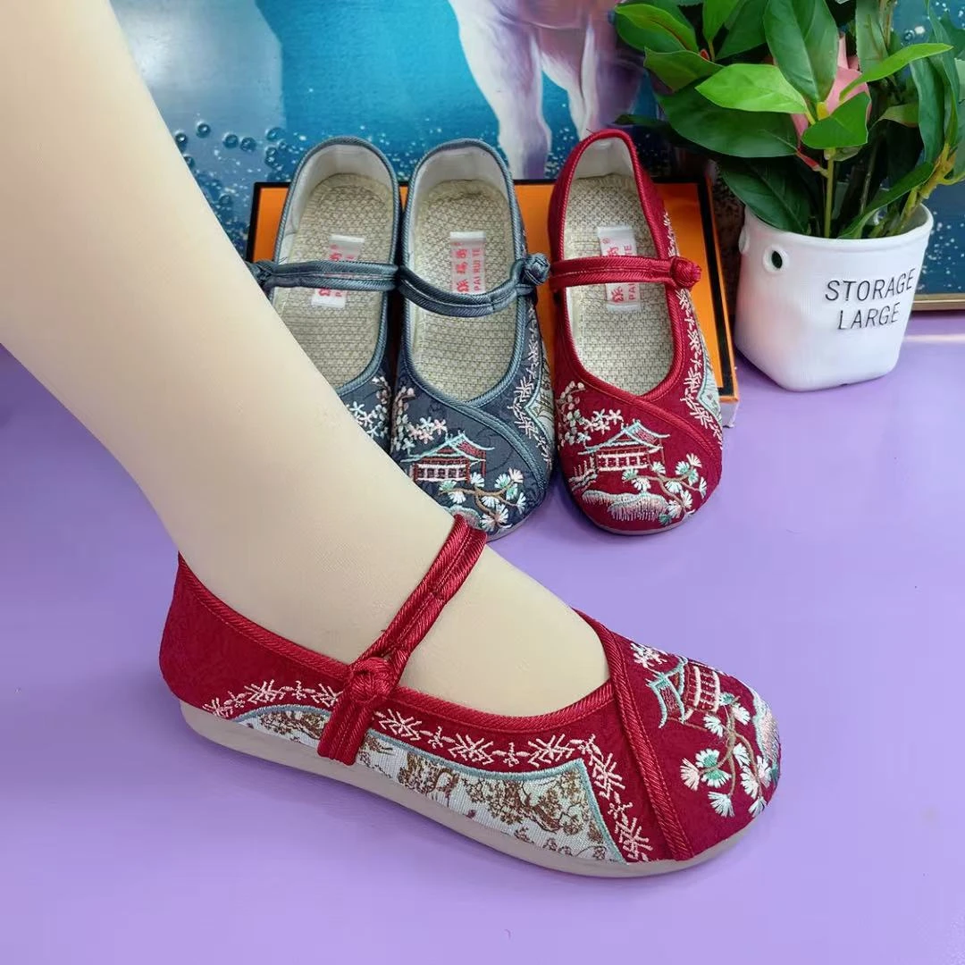 布鞋绣花中老年女青少年透气绣花鞋古风民族风绣花软底中国风1088