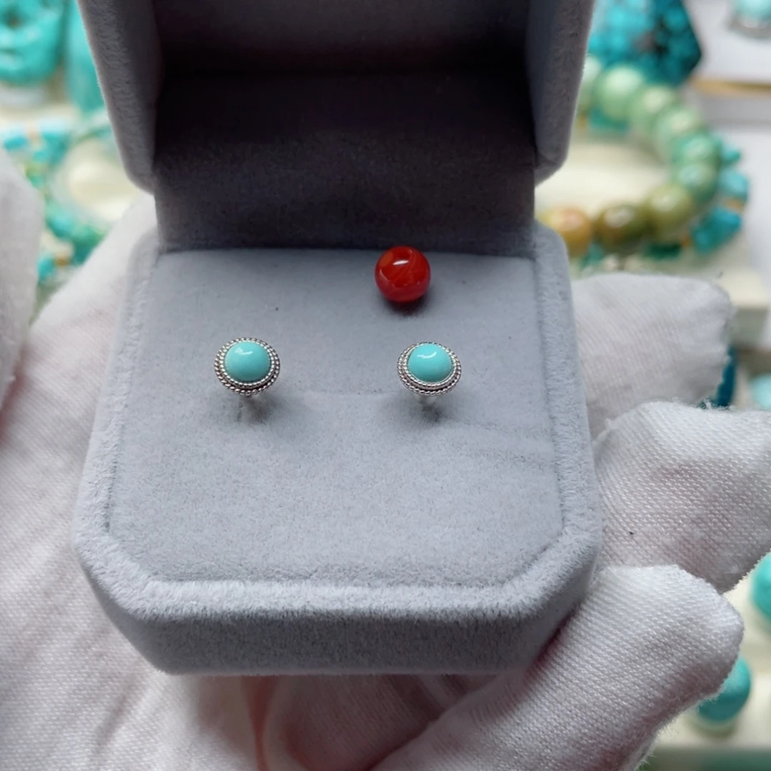 南红玛瑙未镶嵌珠宝奇石