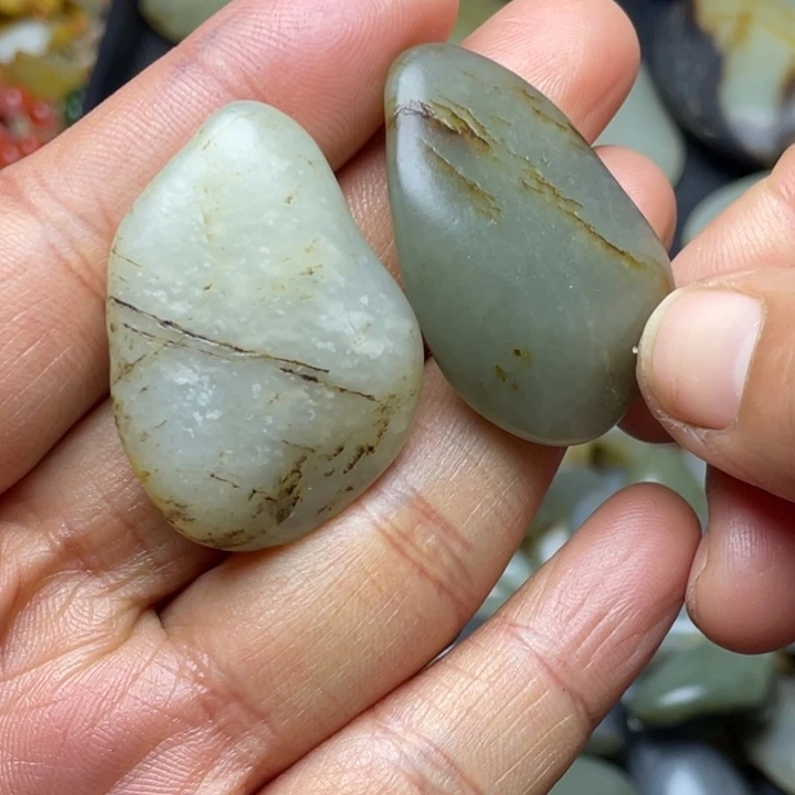 和田玉未镶嵌珠宝半成品