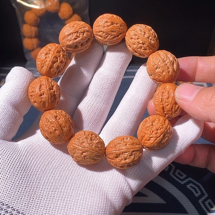 文玩核桃手串……7