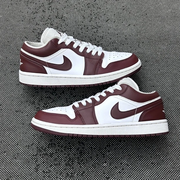 95新 MM6 39码 aj1 低帮 酒红 无盒 成色很新 穿不多