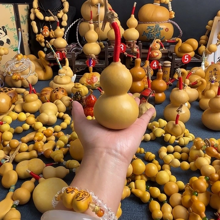 c****有机玻璃福禄世家如意府小区门口