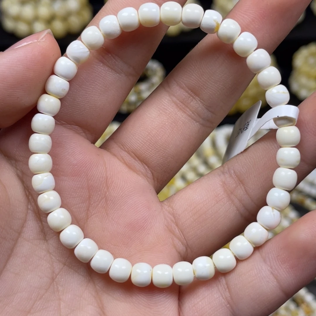 蜜蜡未镶嵌珠宝奇石5.5m