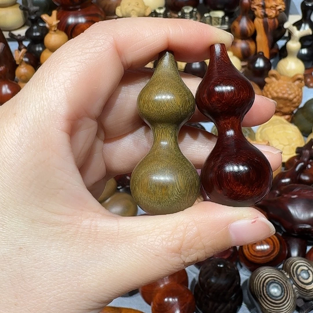 知***乐木绕指柔葫芦两个