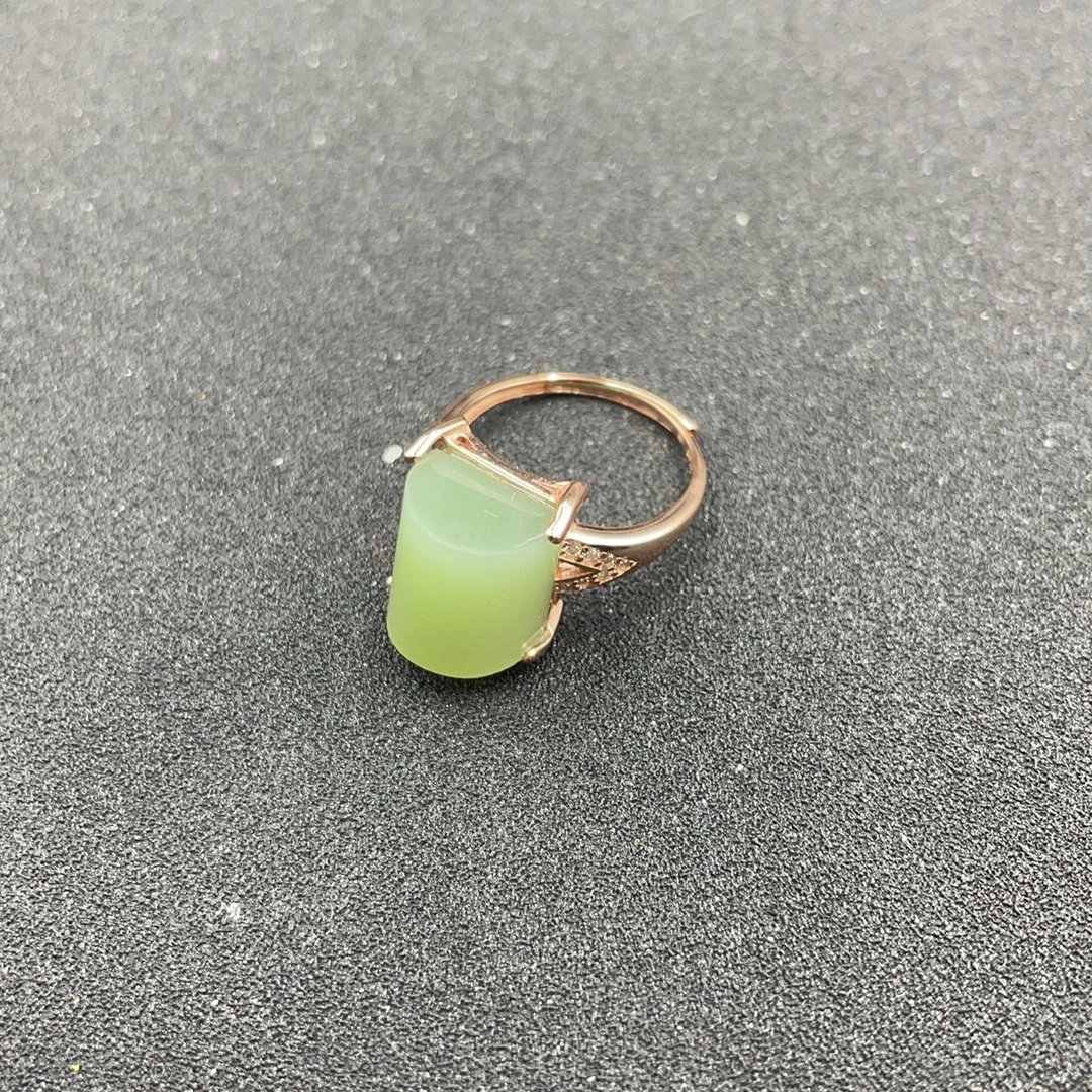 BY0205FWY010 和田玉戒指