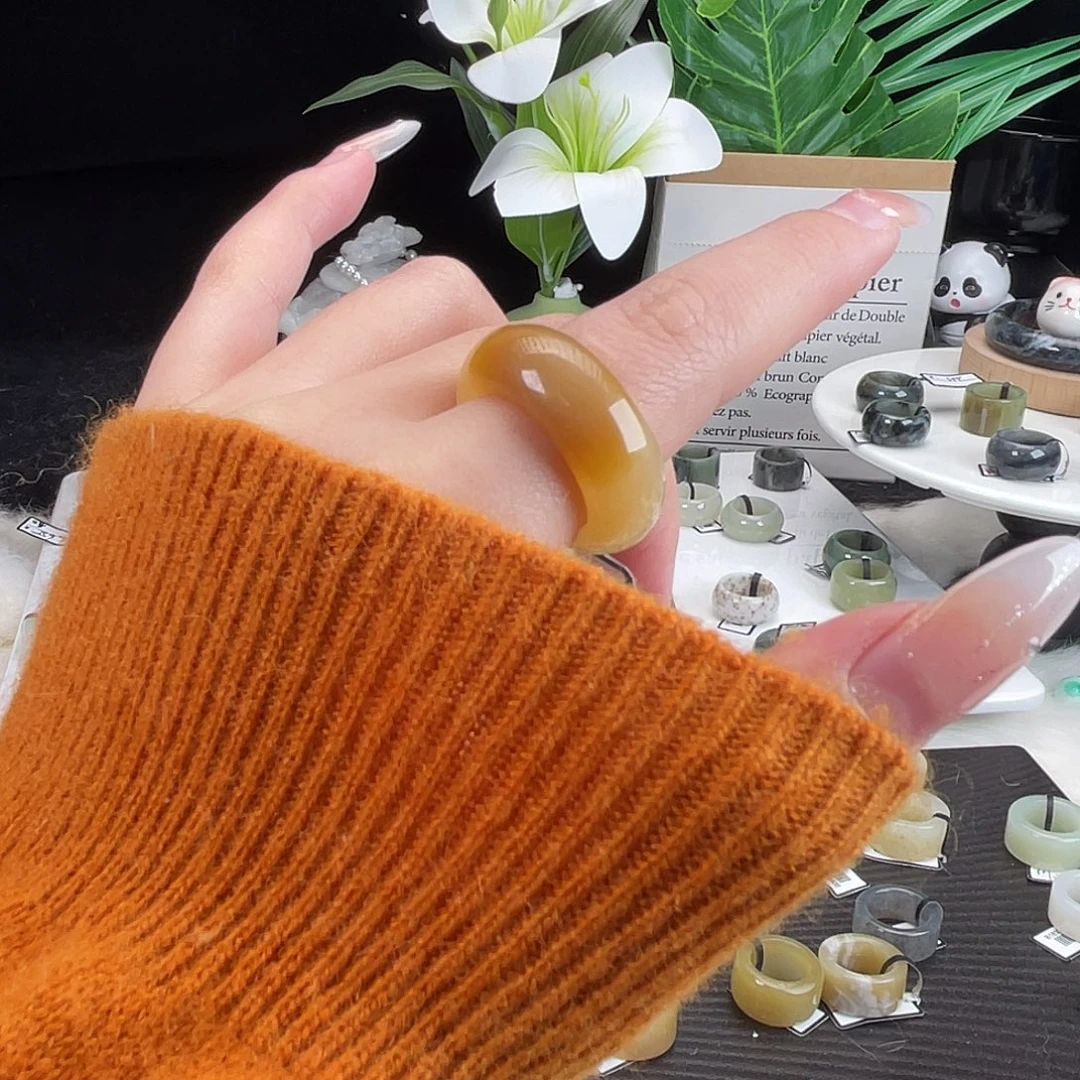 和田玉未镶嵌戒指h13一口糖轮胎18.2有包容不退换