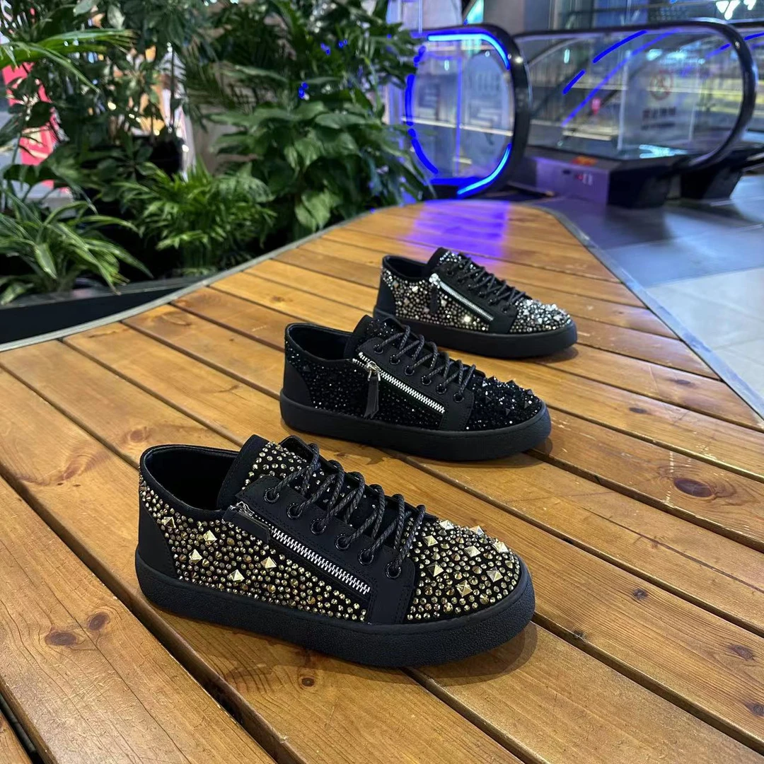 早秋水钻潮流板鞋休闲时尚潮流男款精神小伙百搭显瘦