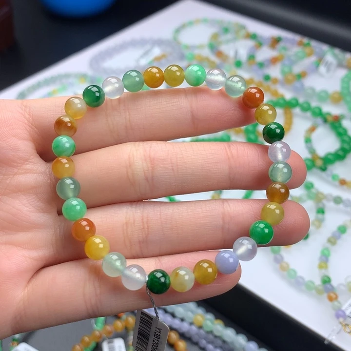 翡翠手镯未镶嵌卡