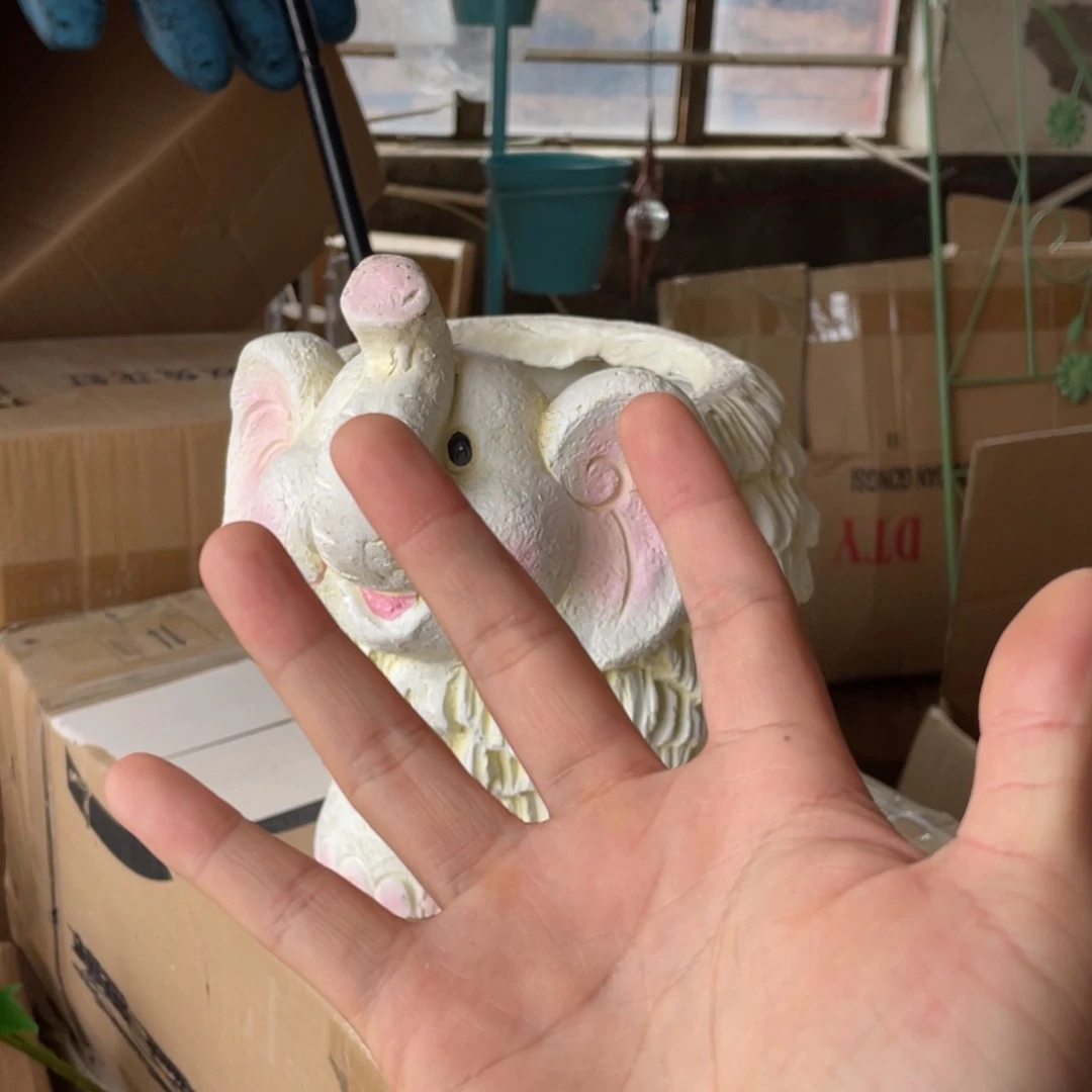 【闪购商品】氧化镁大号奶油大象盆