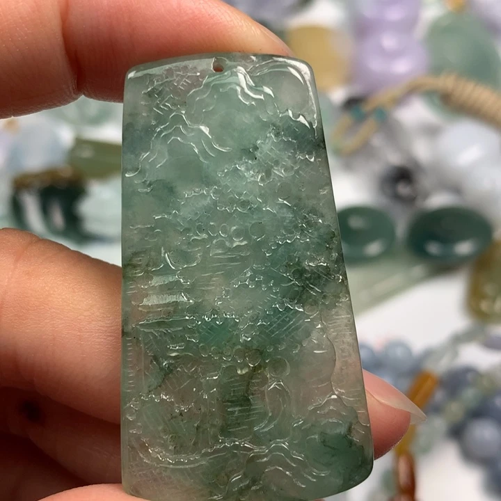 翡翠未镶嵌颈饰翡翠