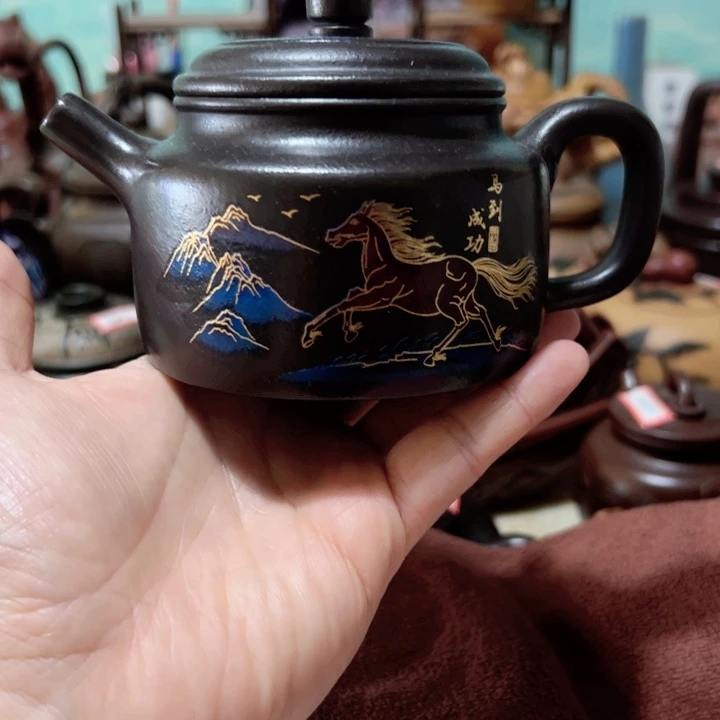 紫砂茶壶紫砂壶收藏起来了