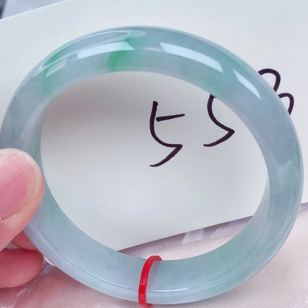 翡翠未镶嵌手镯翡翠