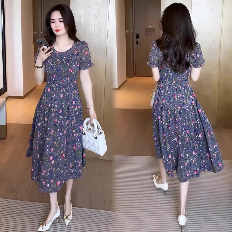 时尚连衣裙女2025夏季新款洋气减龄收腰显瘦小个子百搭碎花中长裙