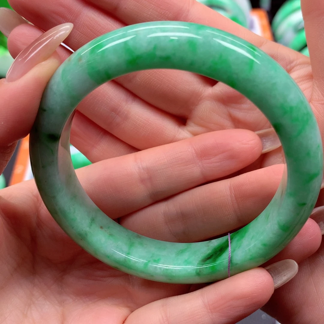 未镶嵌手镯翡翠翡翠