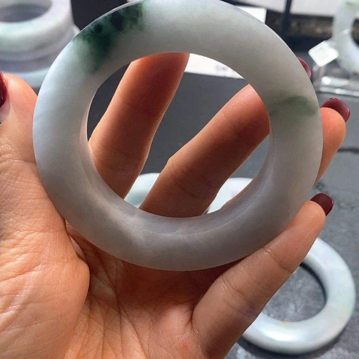 定制翡翠翡翠手镯未镶嵌花*花