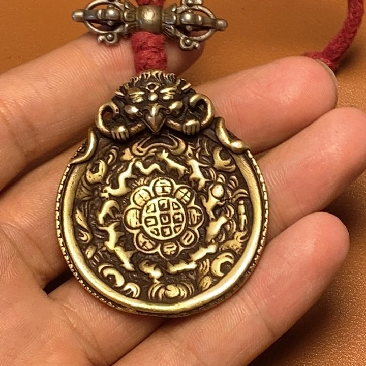 泥塑大***简藏传牌子……