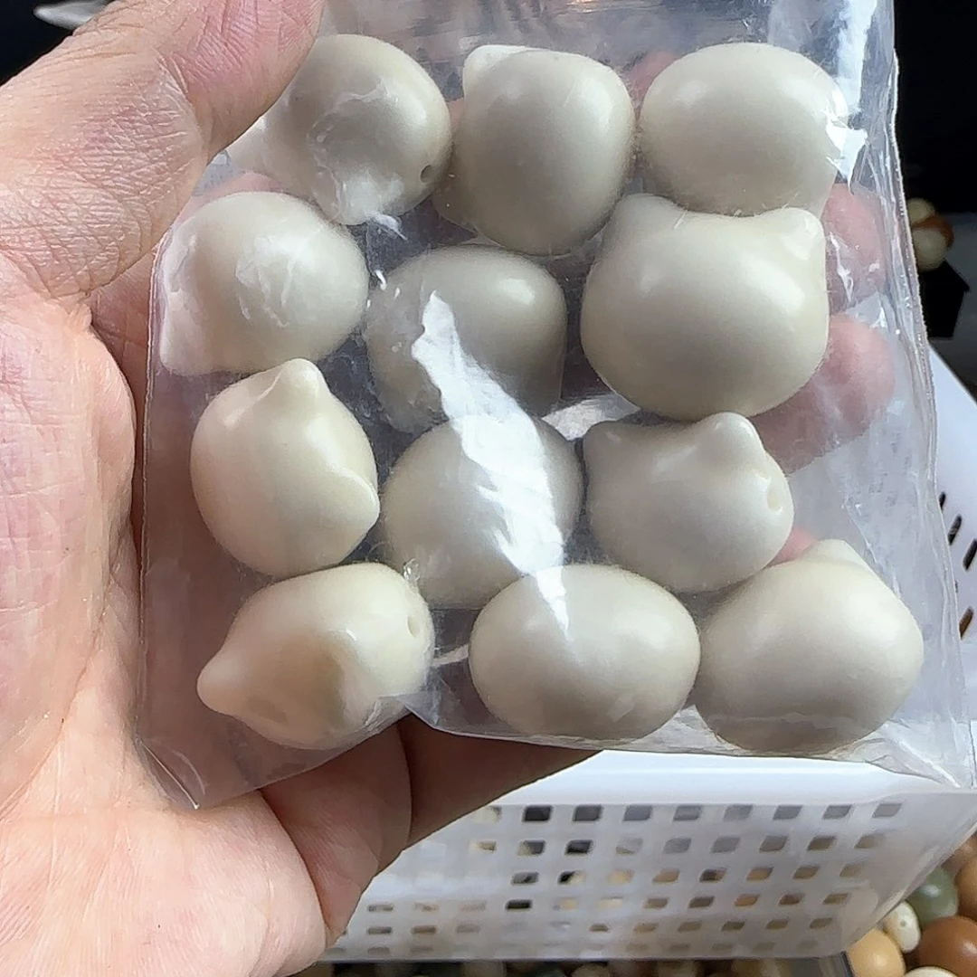 菩提根/象牙果吊坠绊**子瑕疵猫头12颗