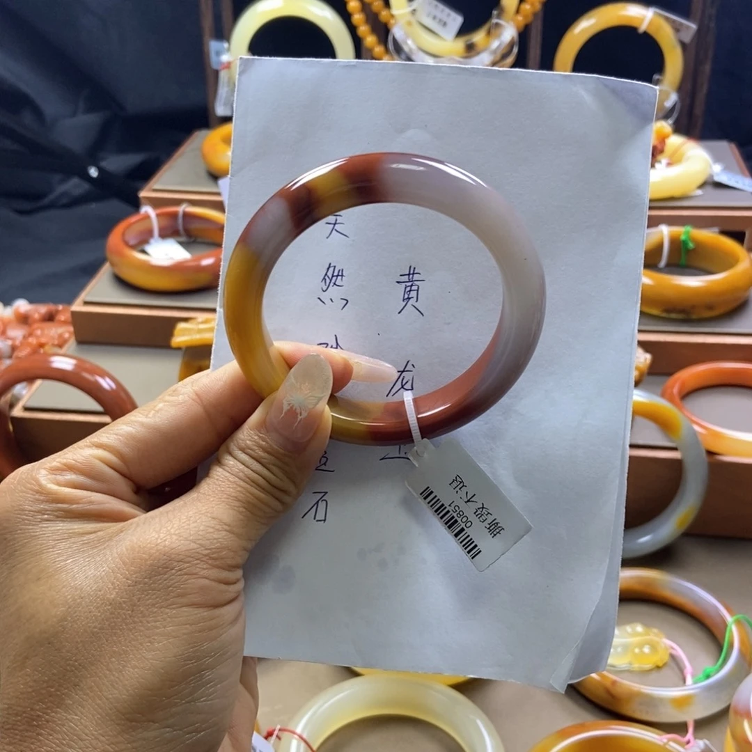 山***1石英质玉（黄龙玉）未镶嵌手镯阳阳