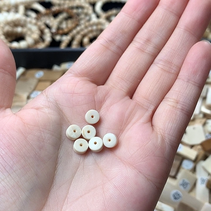 泥塑不打孔联系客服