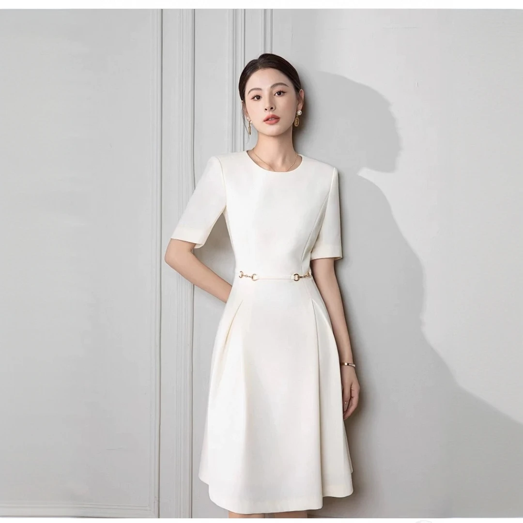 时尚米白色新款连衣裙夏季职业装短袖圆领通勤收腰裙子气质2025