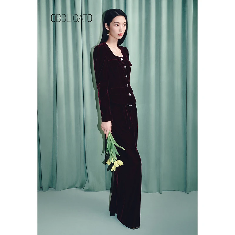 OBBLIGATO奥丽嘉朵1C33510070/1C33520040方领酒红丝绒外套