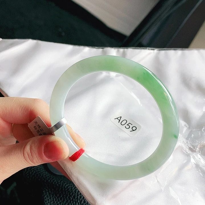 翡翠未镶嵌手镯缅甸天然a货翡翠手镯