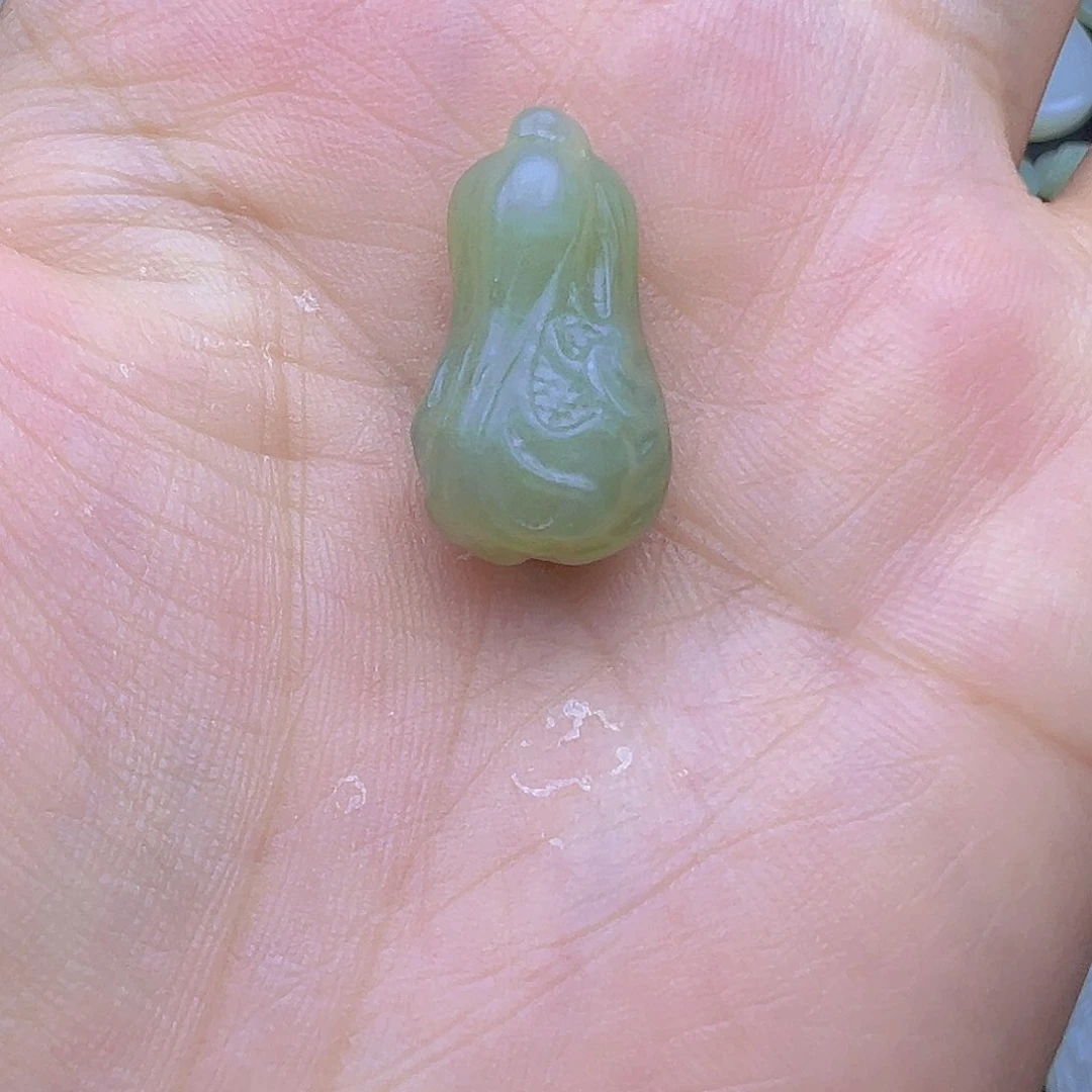 和田玉未镶嵌颈饰卡21.9