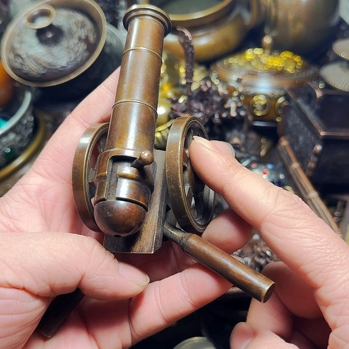 铜器摆件收收藏藏