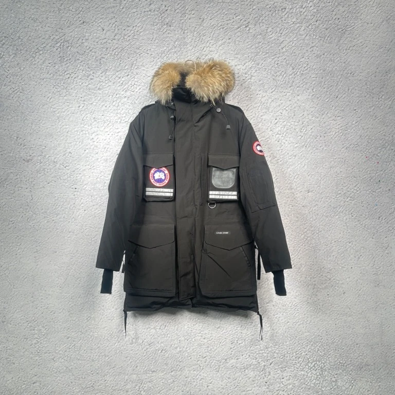 未使用 CANADA GOOSE 纯色徽标Logo装饰宽松多口袋连帽长袖羽绒服