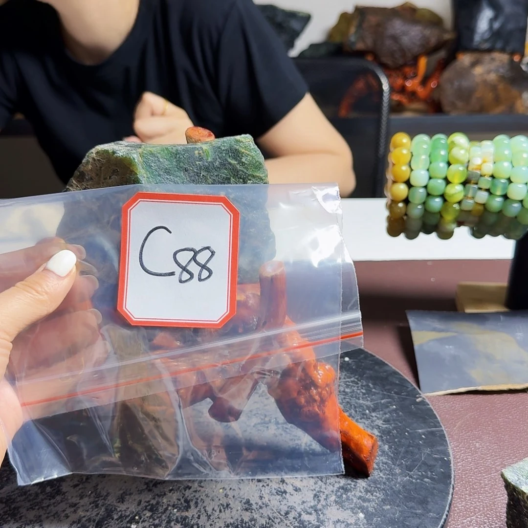 蛇纹石玉未镶嵌手镯眉***霜