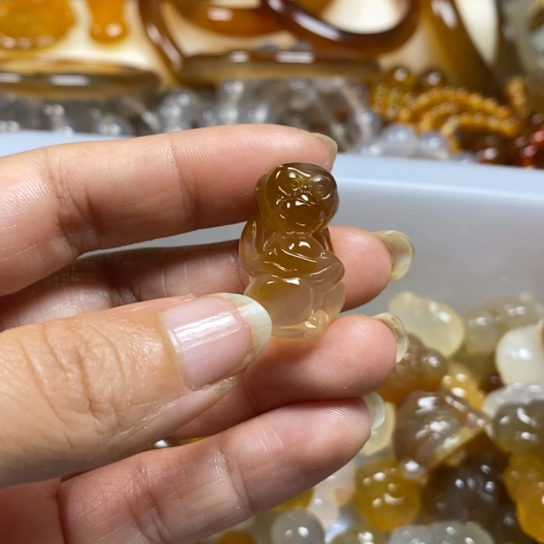 叶***紫玛瑙/玉髓未镶嵌玛瑙吊坠