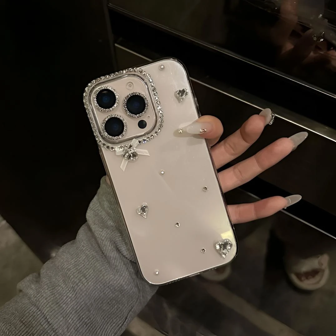 轻奢闪钻蝴蝶结歪心钻苹果16promax手机壳iPhone15防摔14女13小众