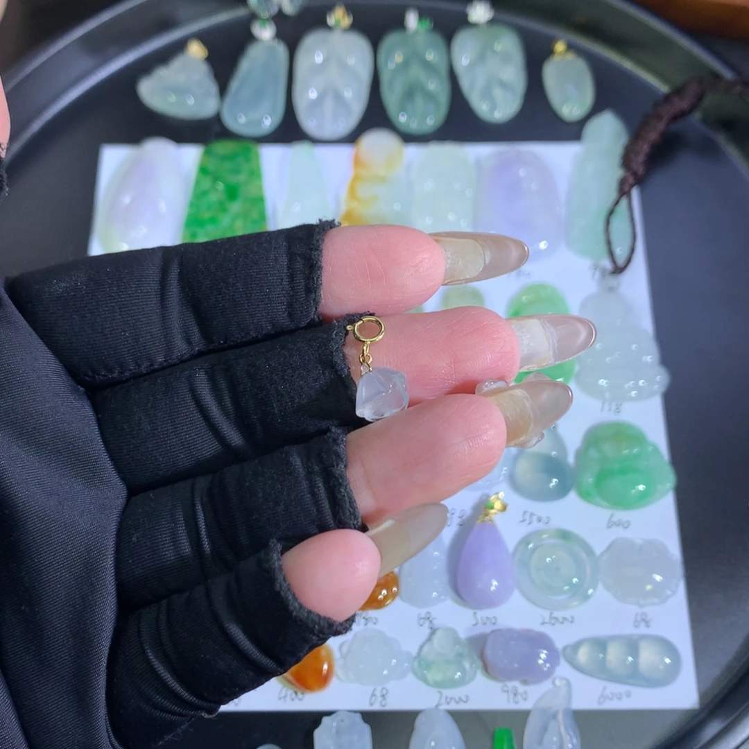 翡翠18K金镶嵌吊坠(不含链)冰莲蓬