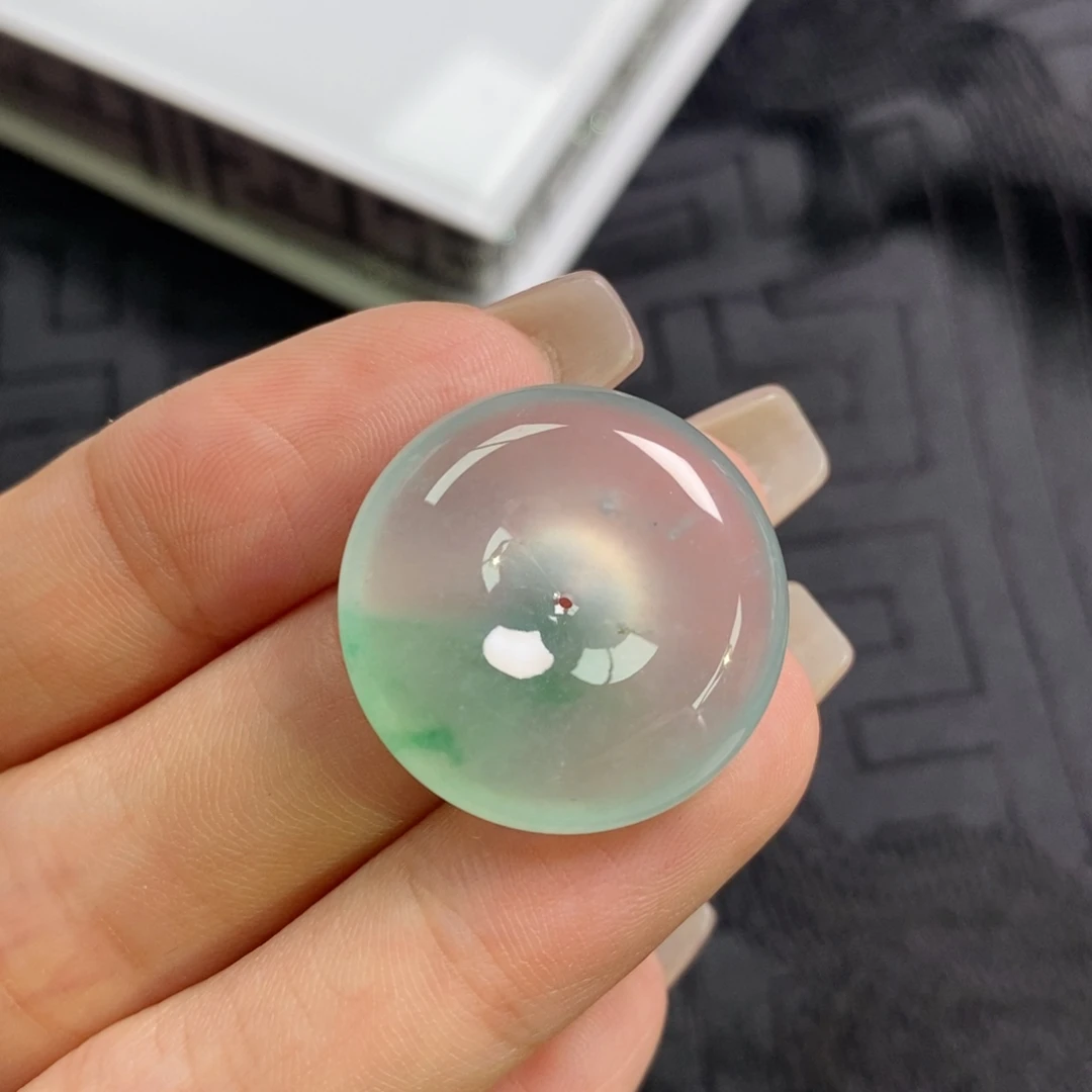 颈饰未镶嵌翡翠飘花平安扣