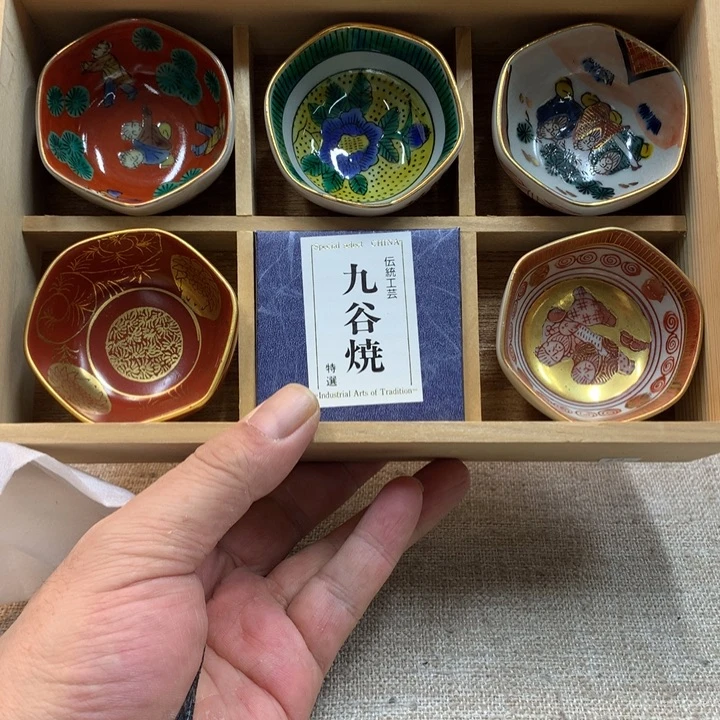 金瓷阁家的美丽瓷器