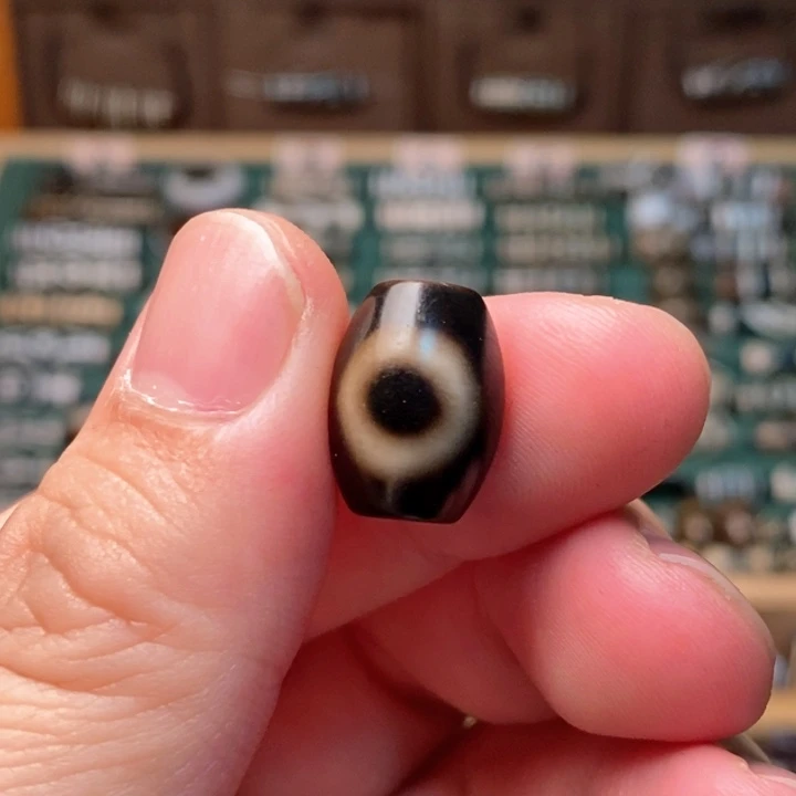 未镶嵌玛瑙/玉髓珠宝半成品