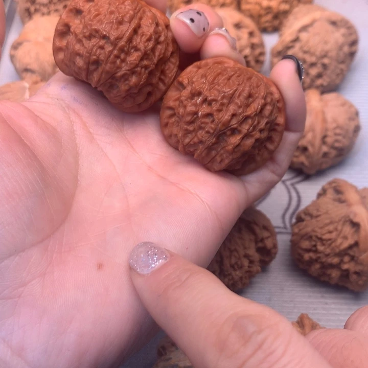 文玩核桃把件血麒麟39