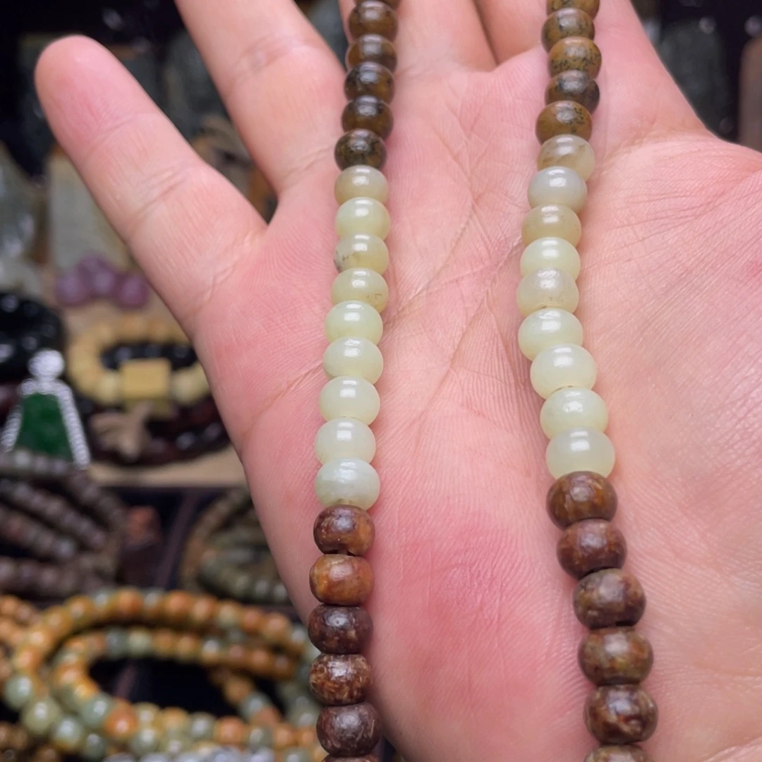 岫岩河磨玉（透闪石质玉）未镶嵌颈饰