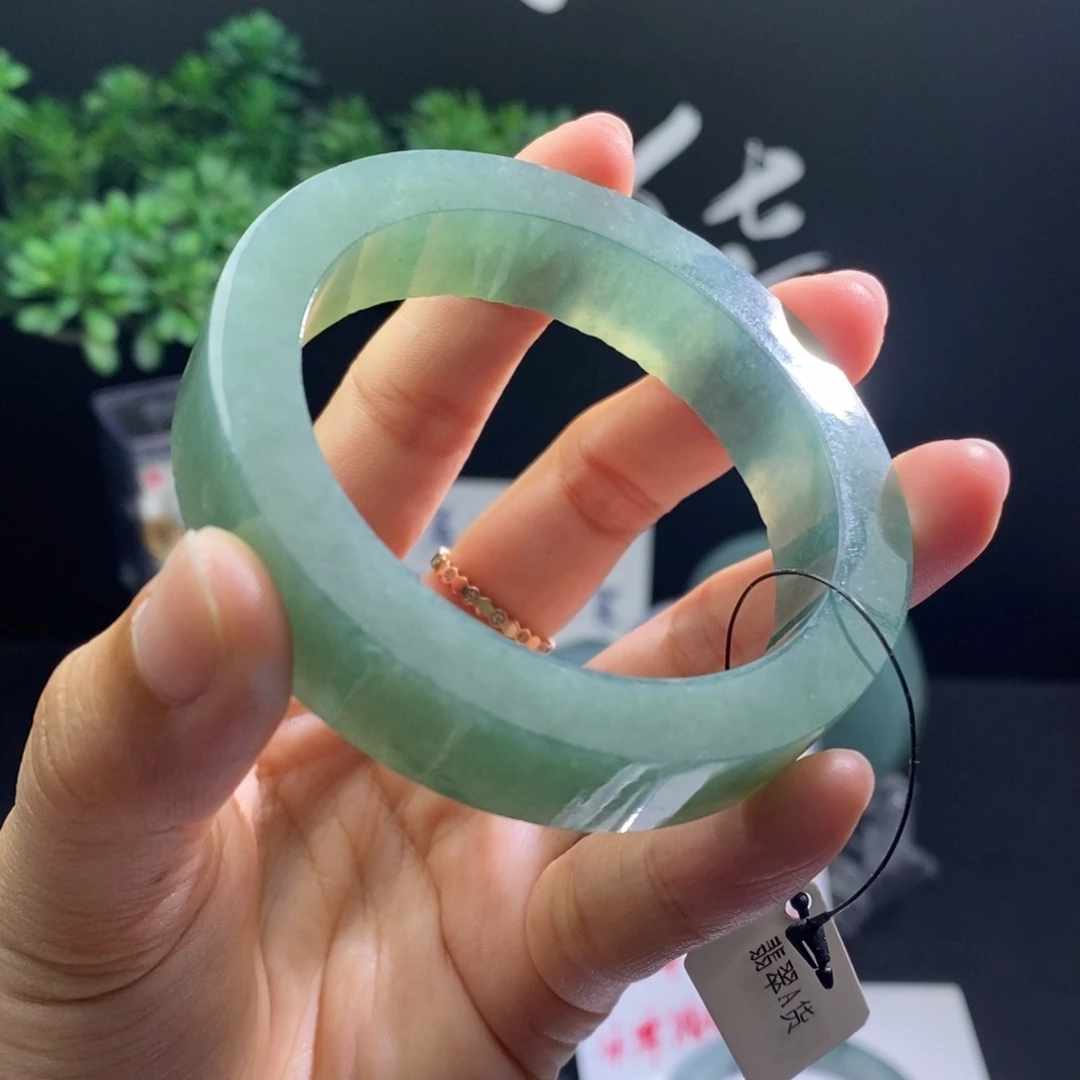 定制翡翠翡翠未镶嵌