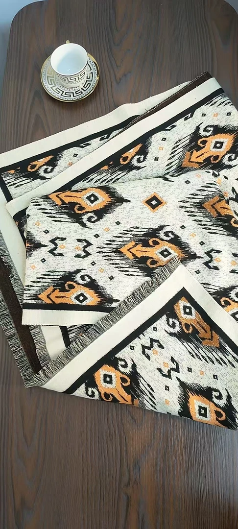 复古秋冬季气质百搭披肩