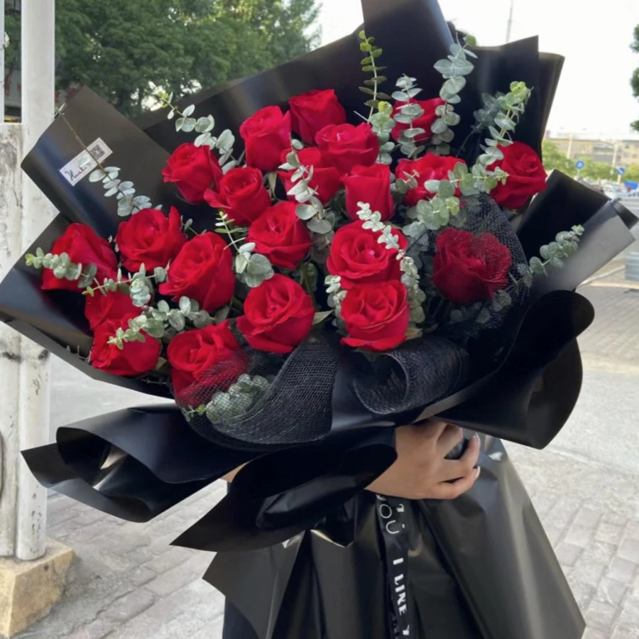 红玫瑰爱恋21支韩式花束