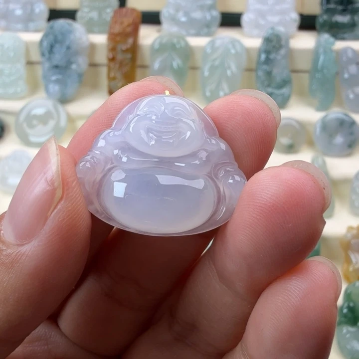 翡翠未镶嵌颈饰有紋